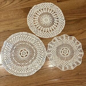 3 Vintage Crocheted Doilies Round‎ Ivory Handmade Tea Party Wedding Victorian